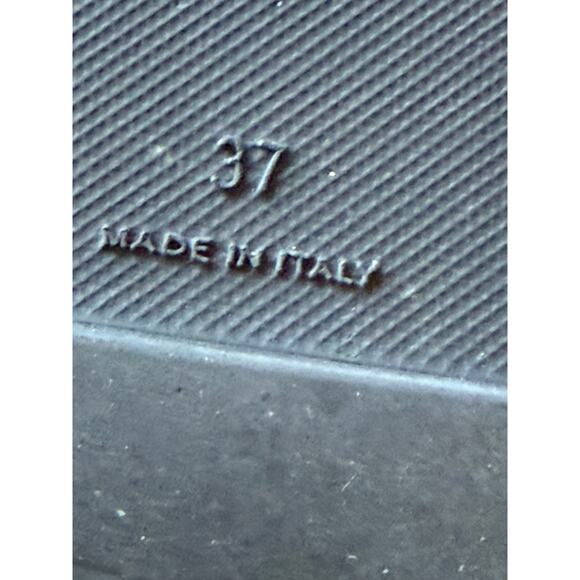 Chanel Dad Sandals 37 - Picture 4 of 14